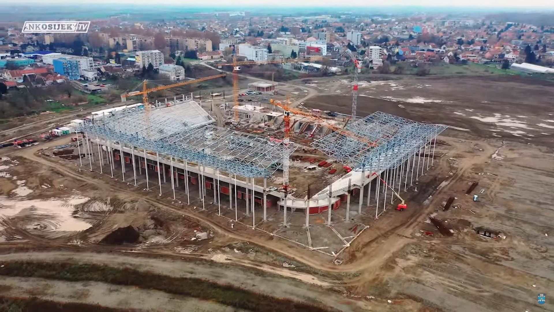 Stadion Osijeka se urušava