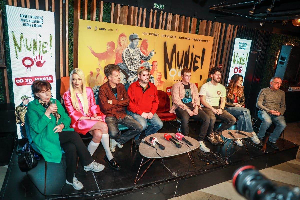 Munje Opet konferencija za novinare (2).jpg