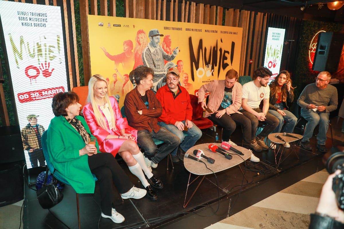 Munje Opet konferencija za novinare (3).jpg