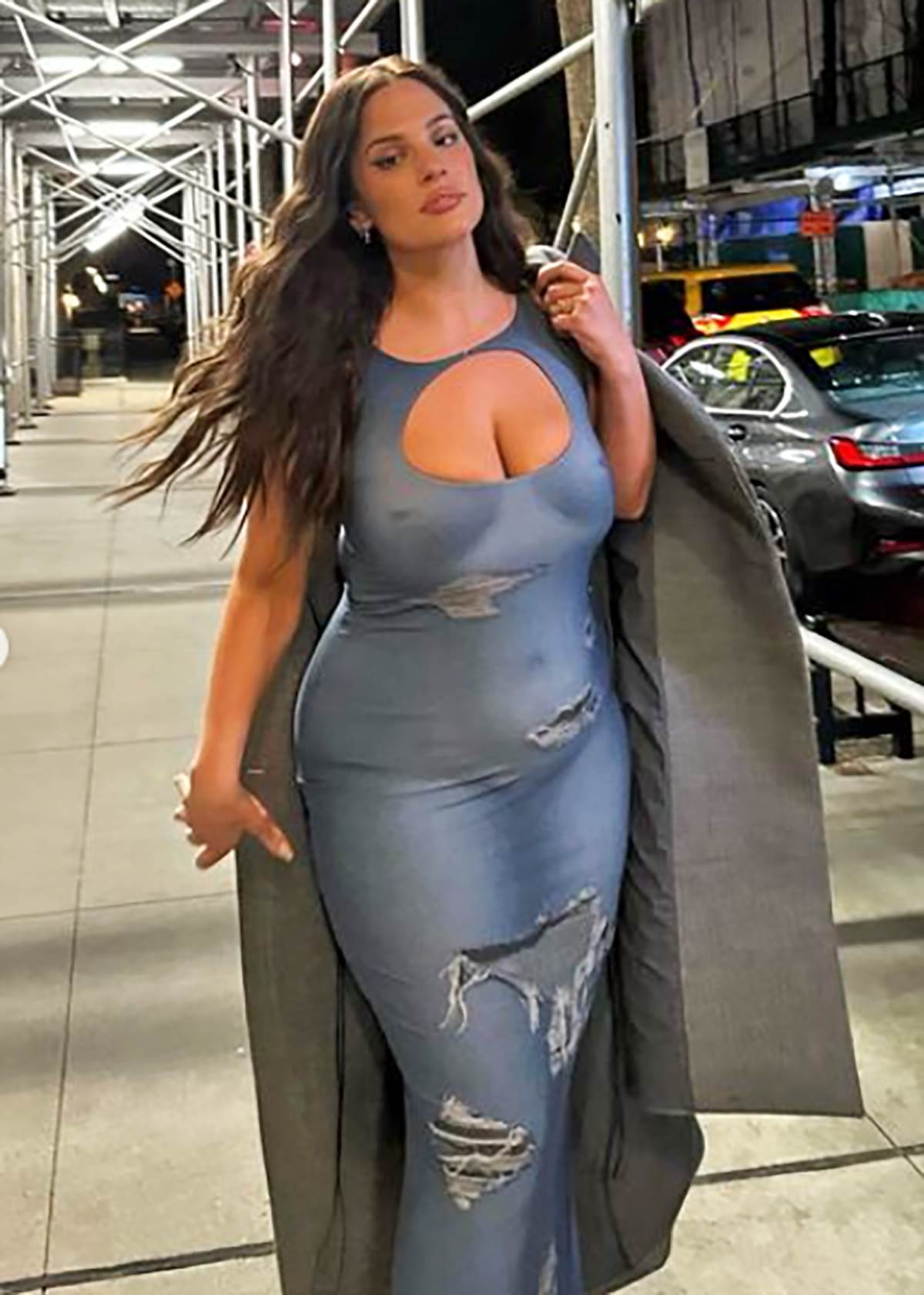 Ešli Grejem (3).png