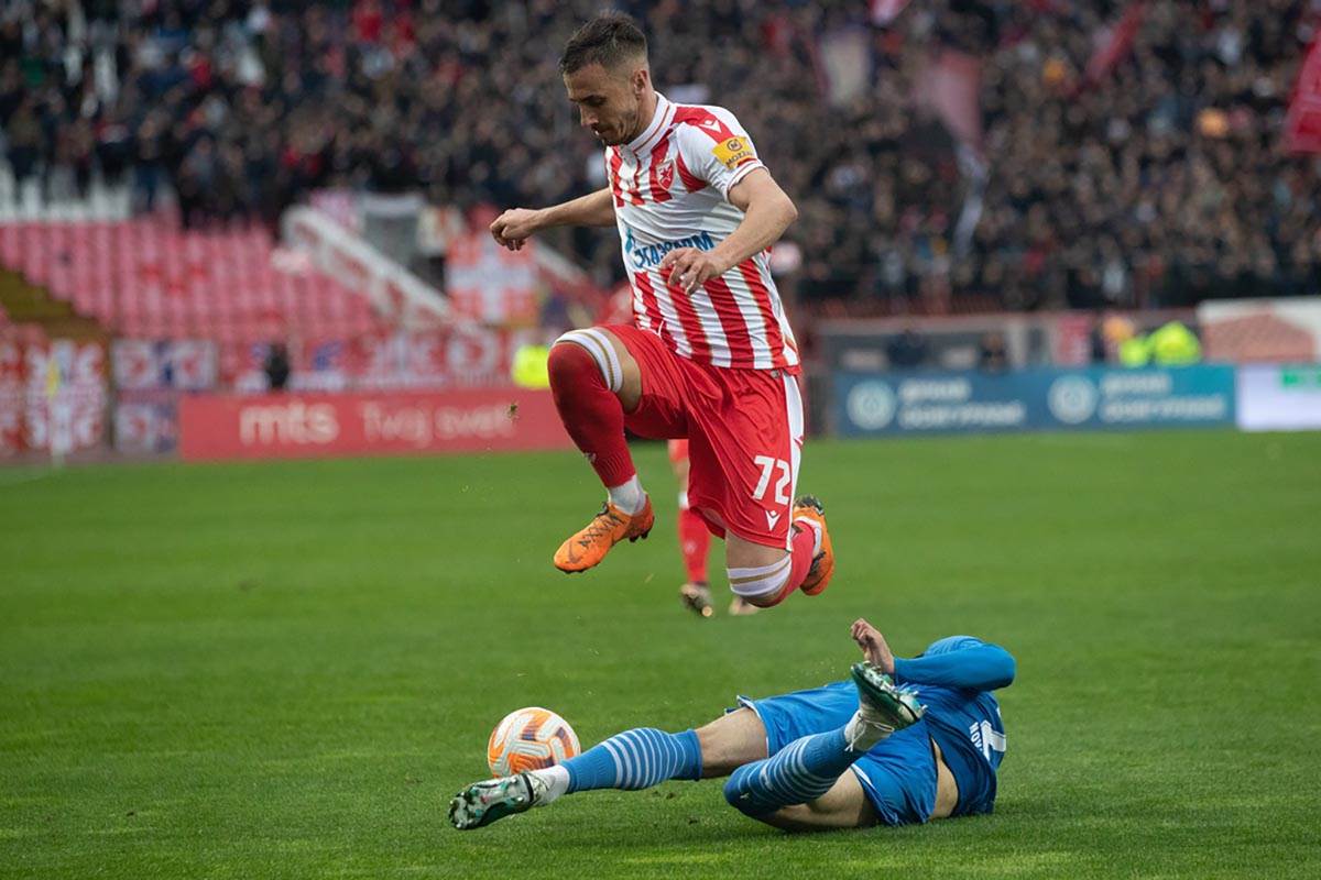 CRVENA ZVEZDA, RED STAR, MLADOST GAT NOVI SAD  (6).jpg