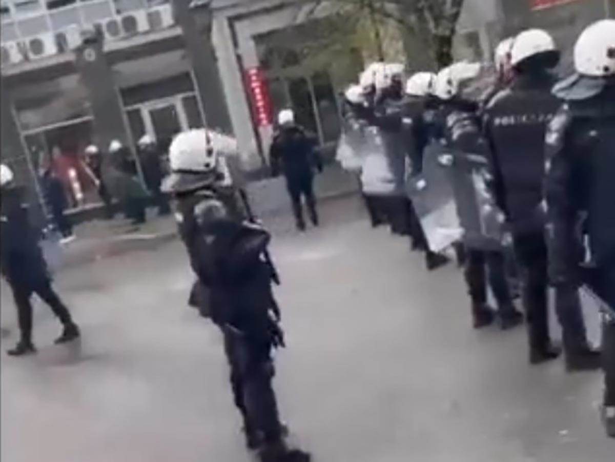 ŽESTOKA TUČA NAVIJAČA U NOVOM SADU (4).jpg