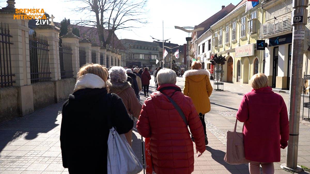 - 16x9.00_00_08_11.Still029.jpg