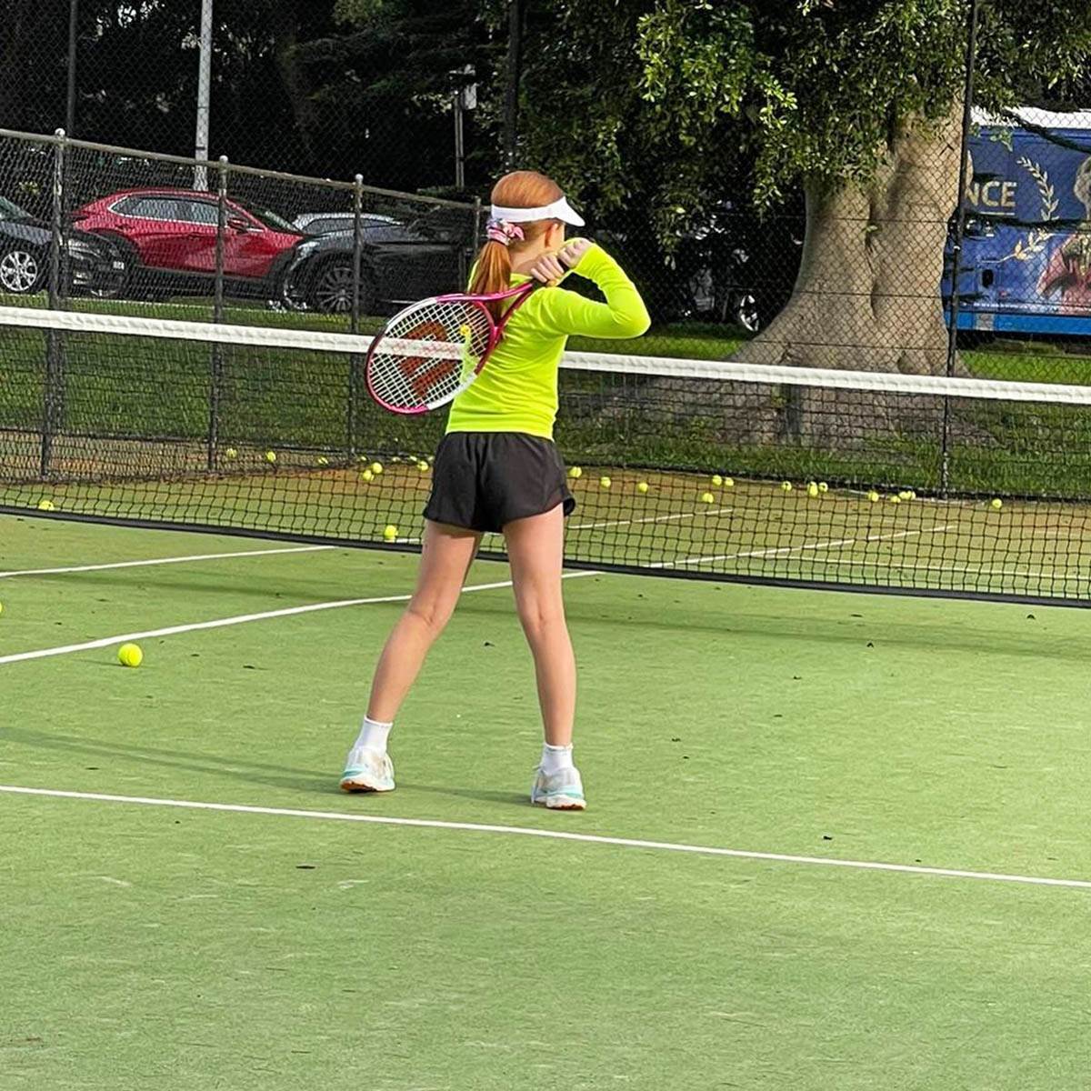 Piksi Kurtis (7).jpg