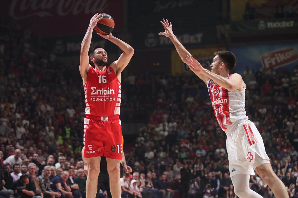 CRVENA ZVEZDA  OLIMPIJAKOS  (21).jpg