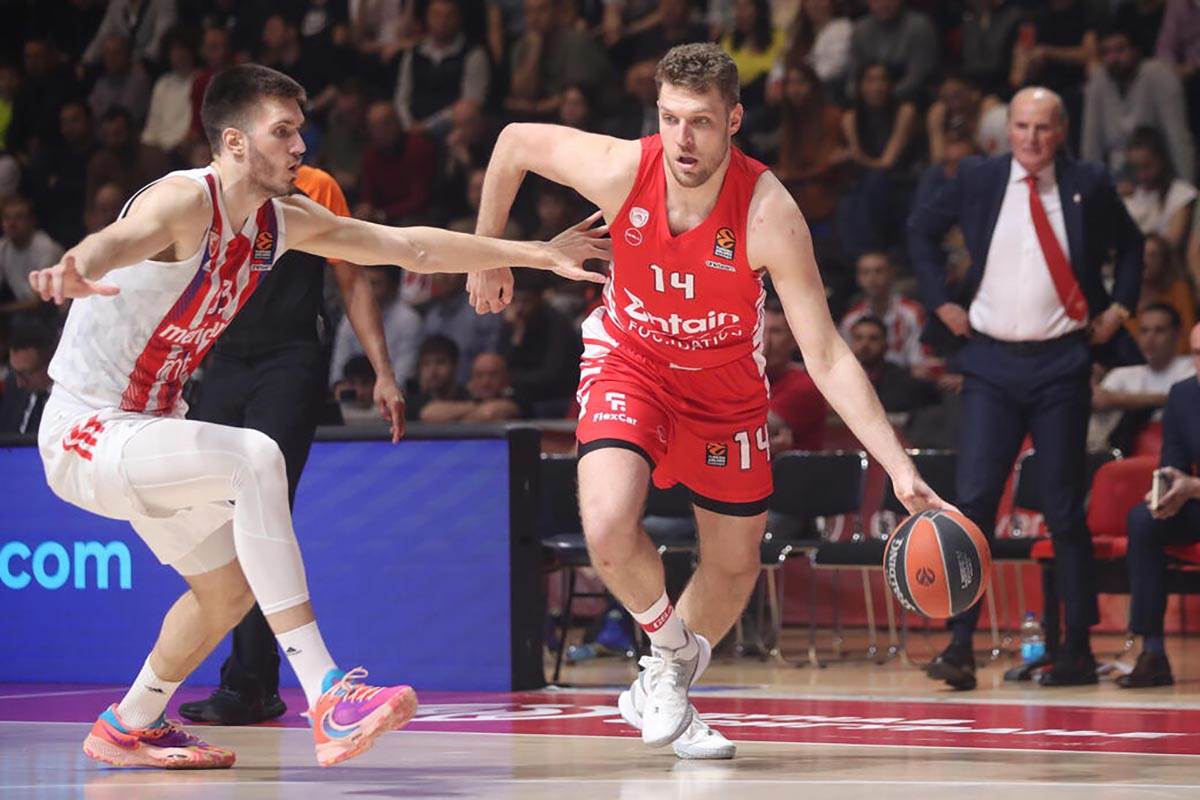 CRVENA ZVEZDA  OLIMPIJAKOS  (26).jpg