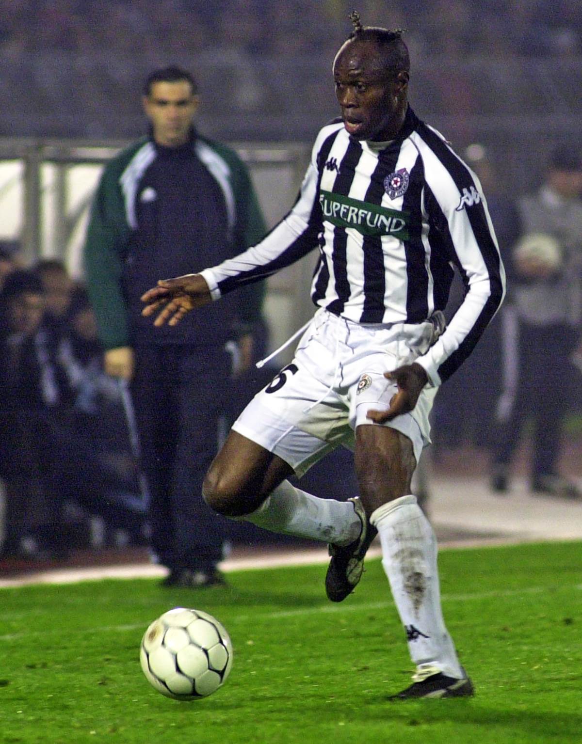 Taribo Vest (10).jpg