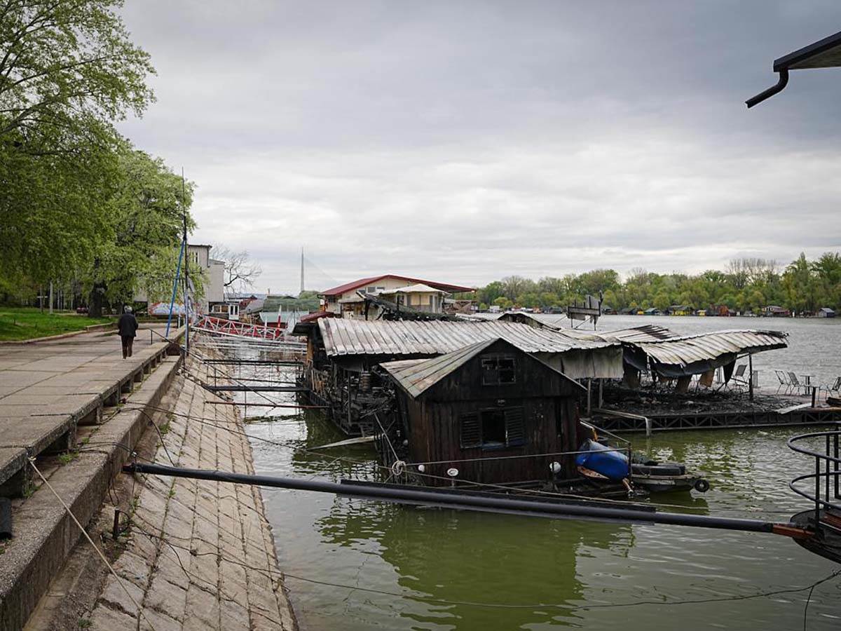 Splav Požar (9).jpg