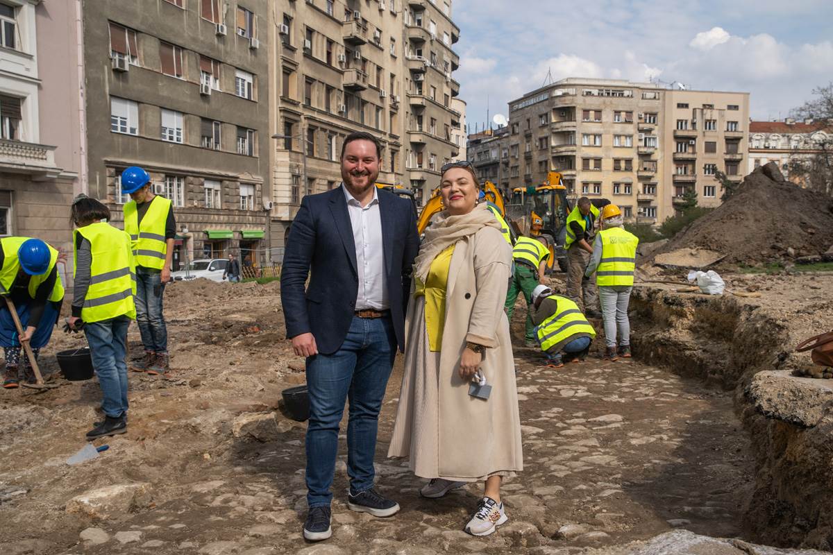 Arheološko iskopavanje (5).jpg