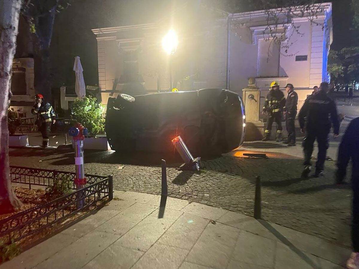 DIVLJAO BMW-om U CENTRU BEOGRADA (6).jpg