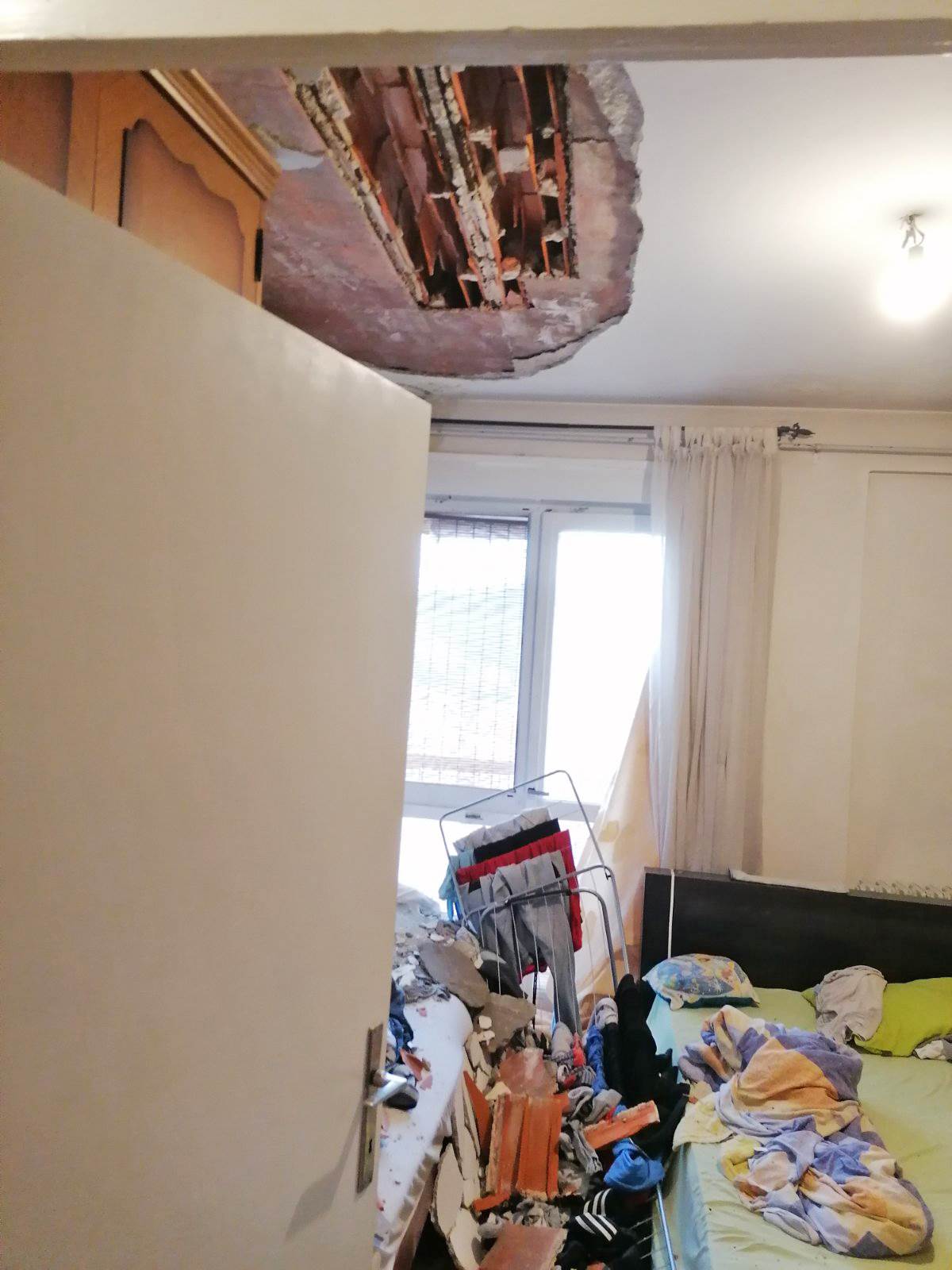 Obrusio se plafon (3).jpg