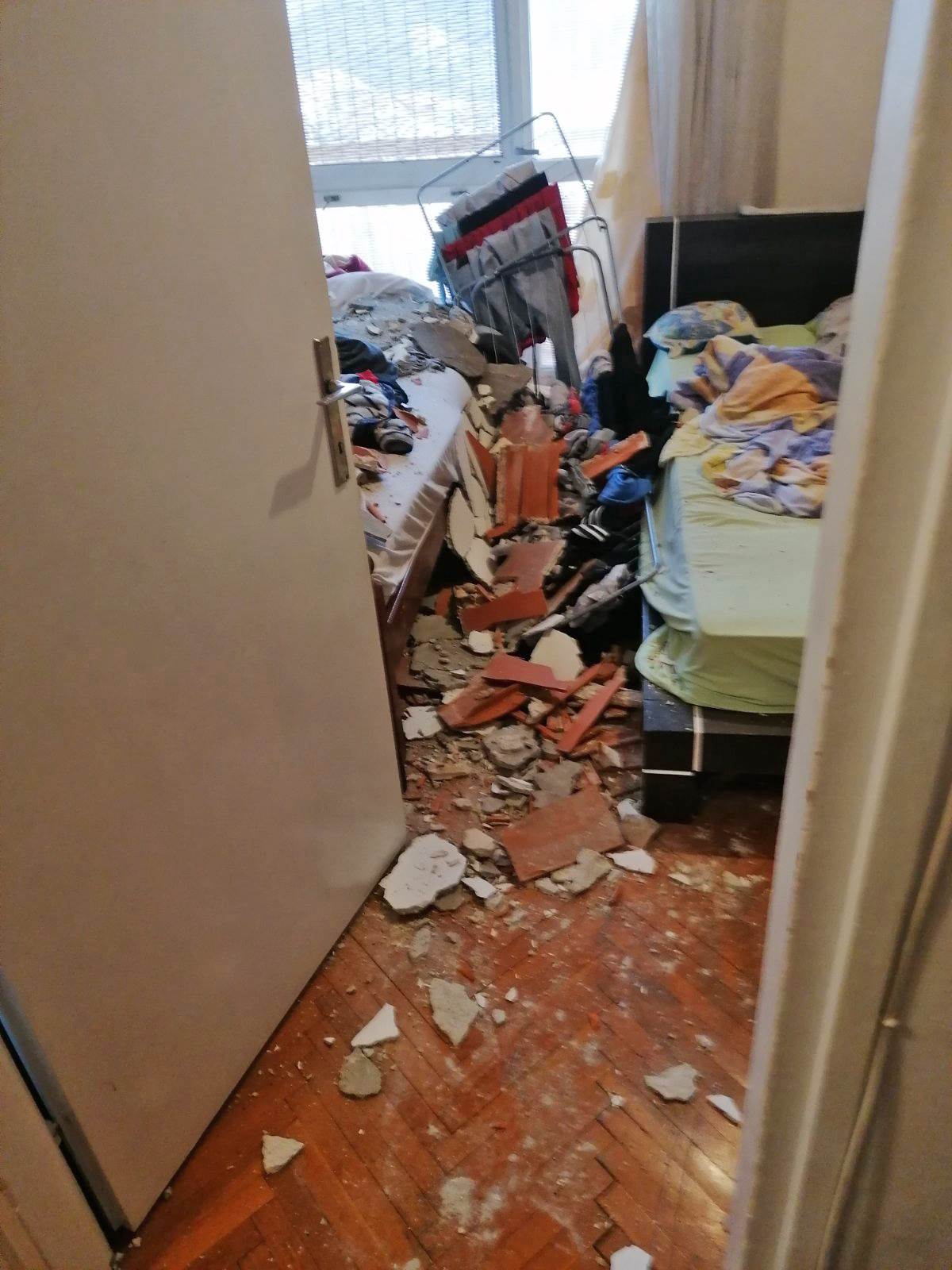 Obrusio se plafon (5).jpg