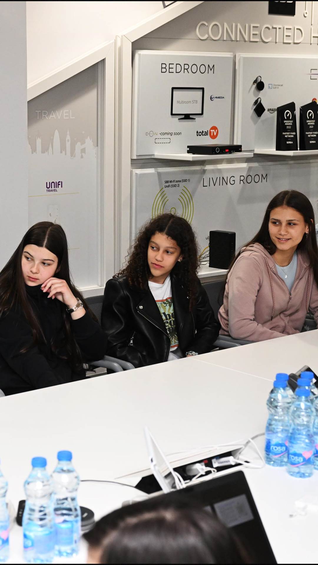 Slika3_1080x1920 (1).jpg