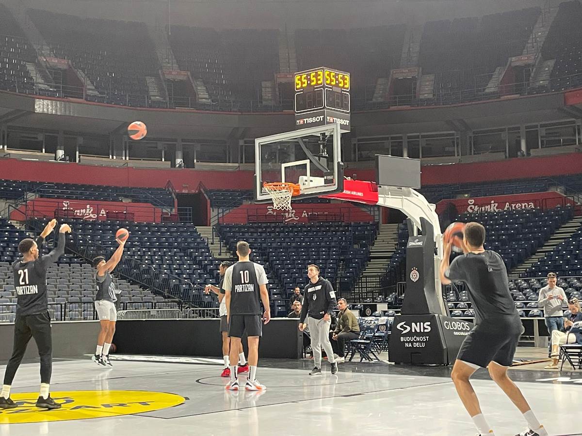 Dante Egzum, Trening  (6).jpg