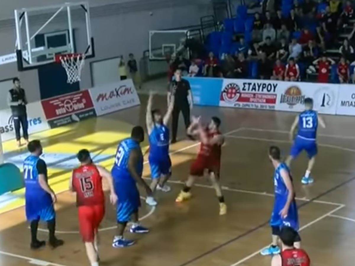 Sofoklis Skorcijanidis igra košarku u petoj ligi