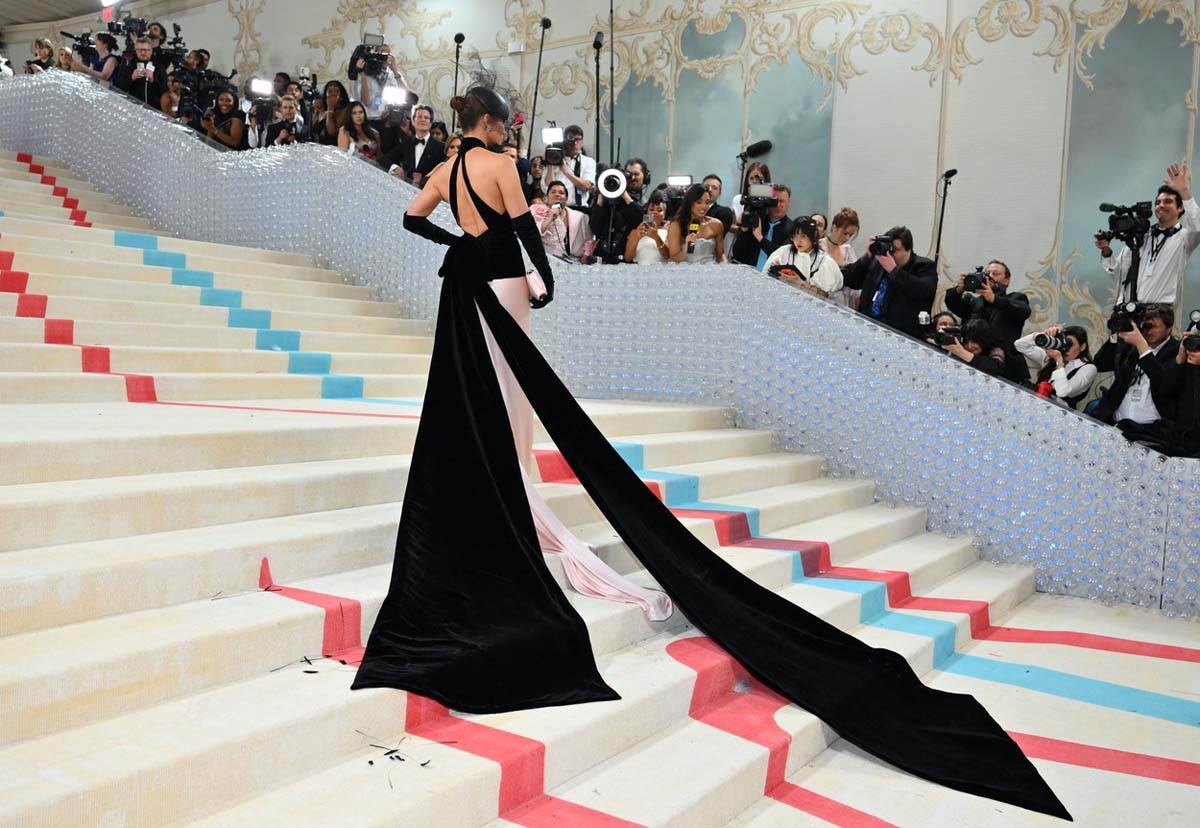 Dženifer Lopez Met Gala (3).jpg