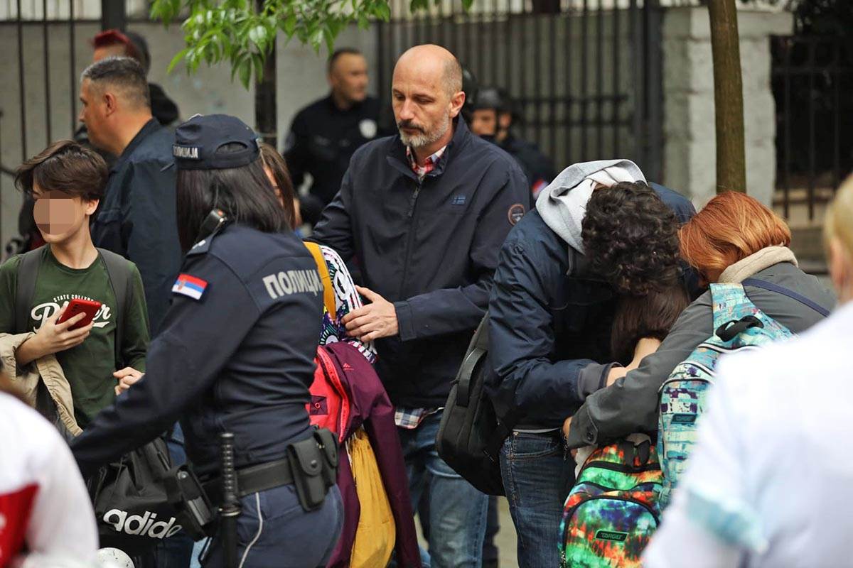 Vračar pucnjava u školi (9).jpg