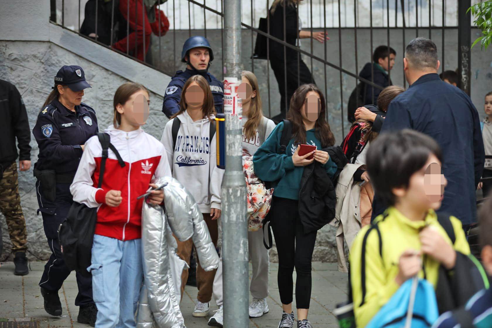 Vračar pucnjava u školi (10).jpg