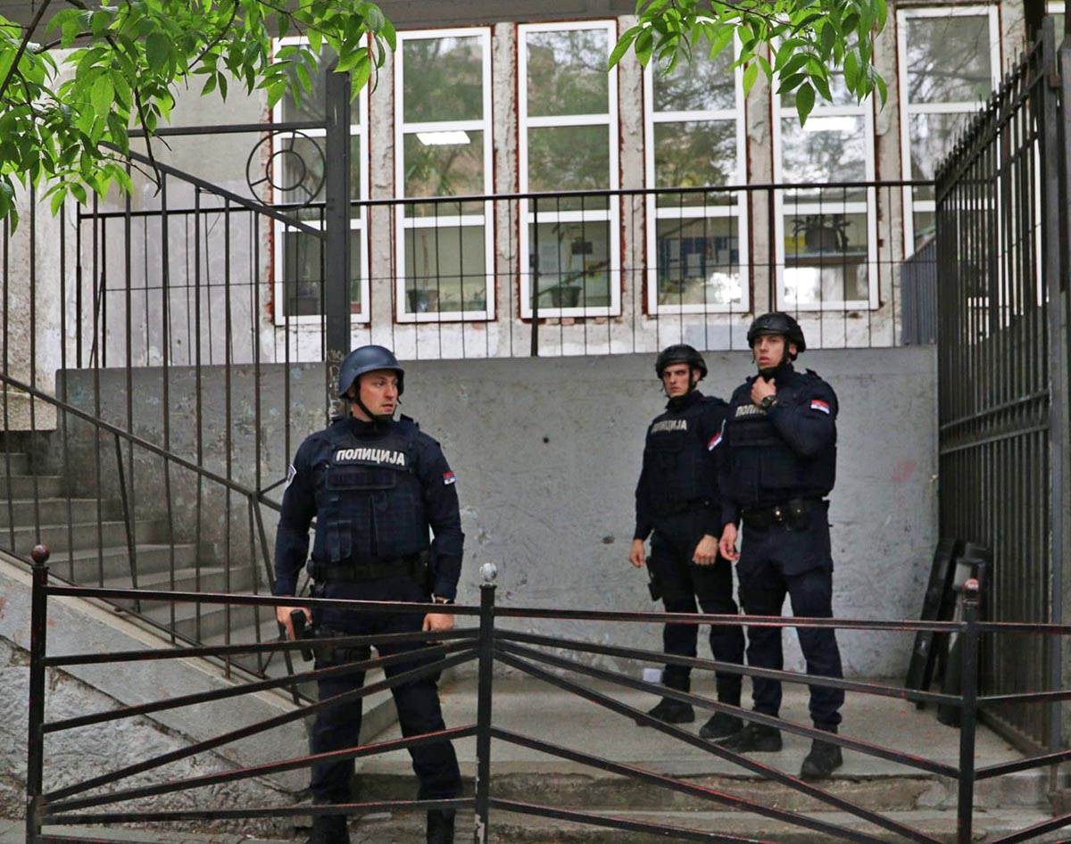 Vračar pucnjava u školi (1).jpg