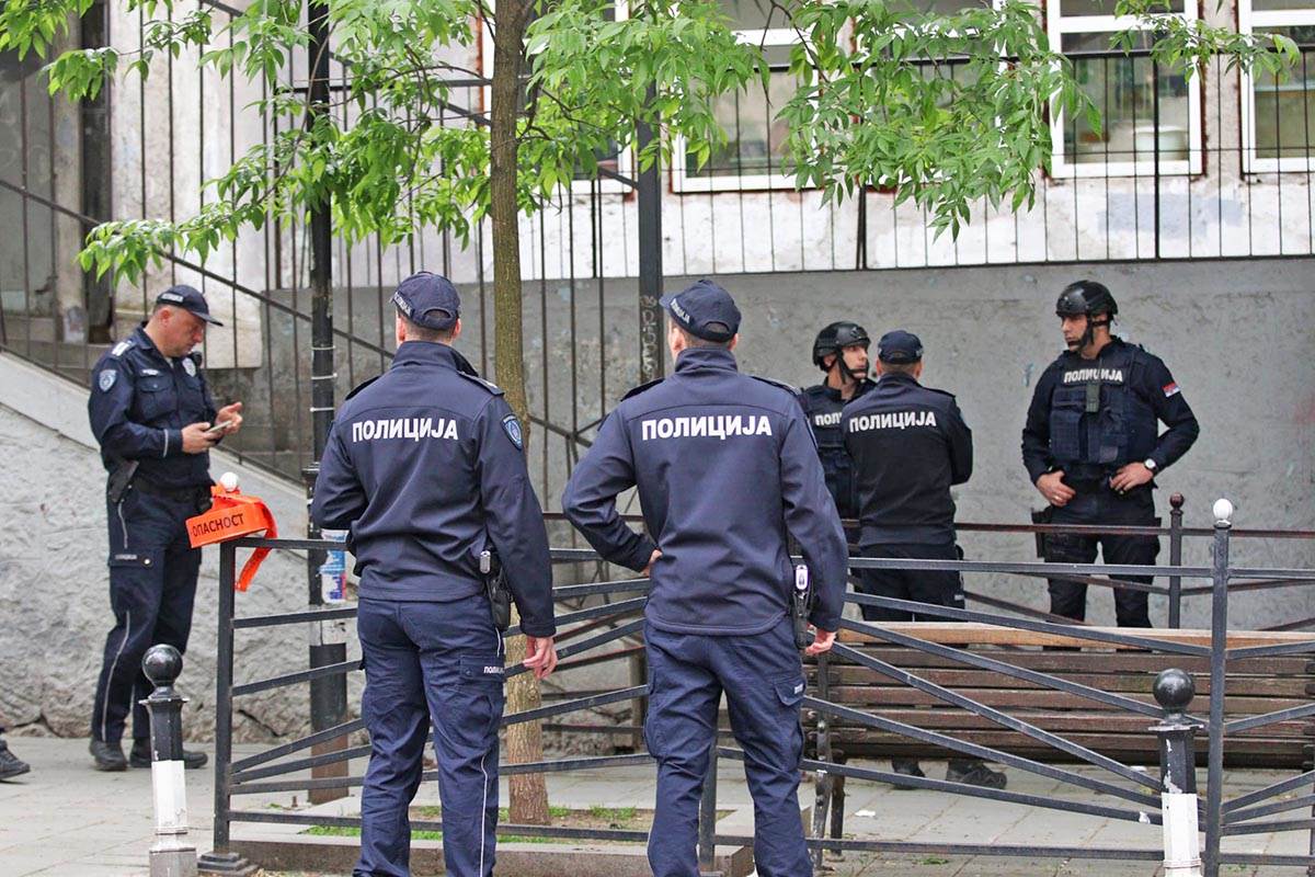 Vračar pucnjava u školi (17).jpg