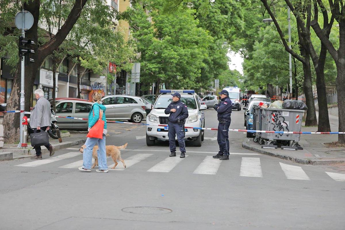 Oglasio se otac ubijene devojčice u masakru u školi Vladislav Ribnikar
