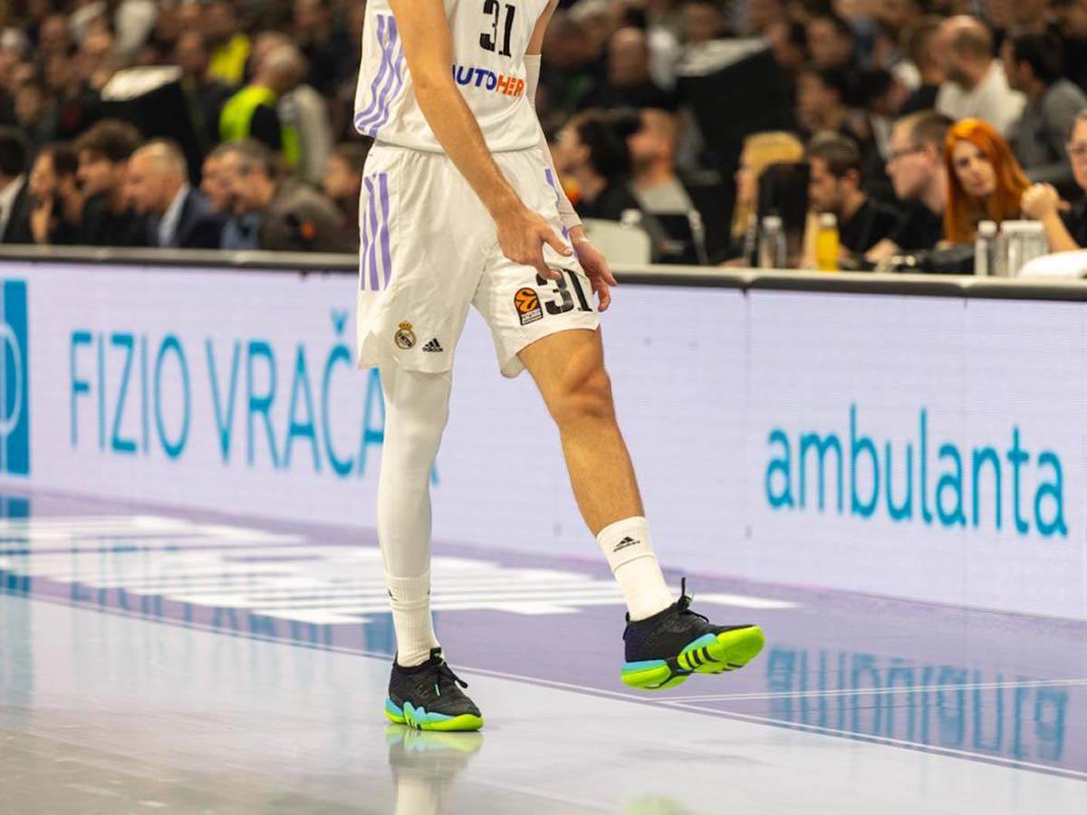 Janis Papapetru o masakru na Vračaru i košarci