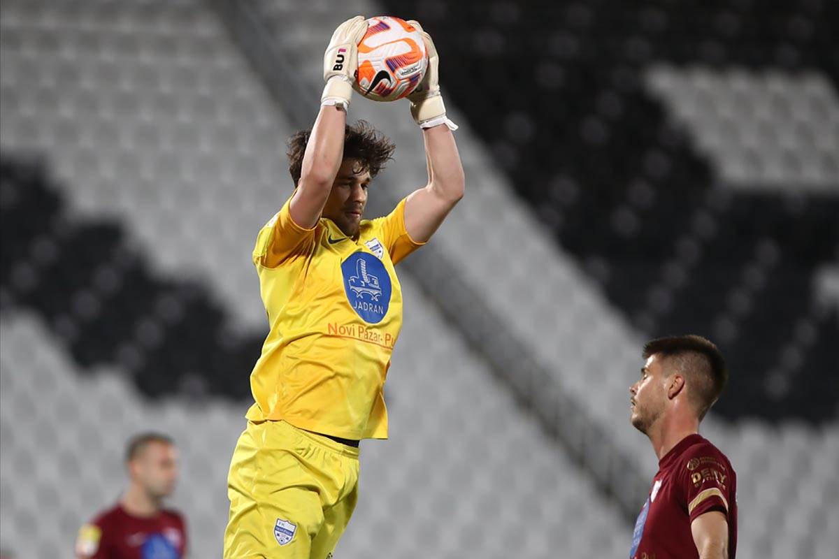 PARTIZAN, NOVI PAZAR  (4).jpg