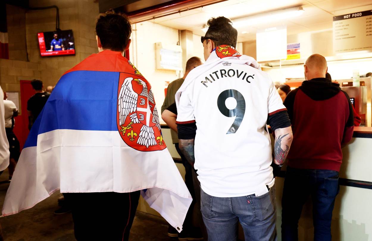 Srpske zastave na utakmici Fulama