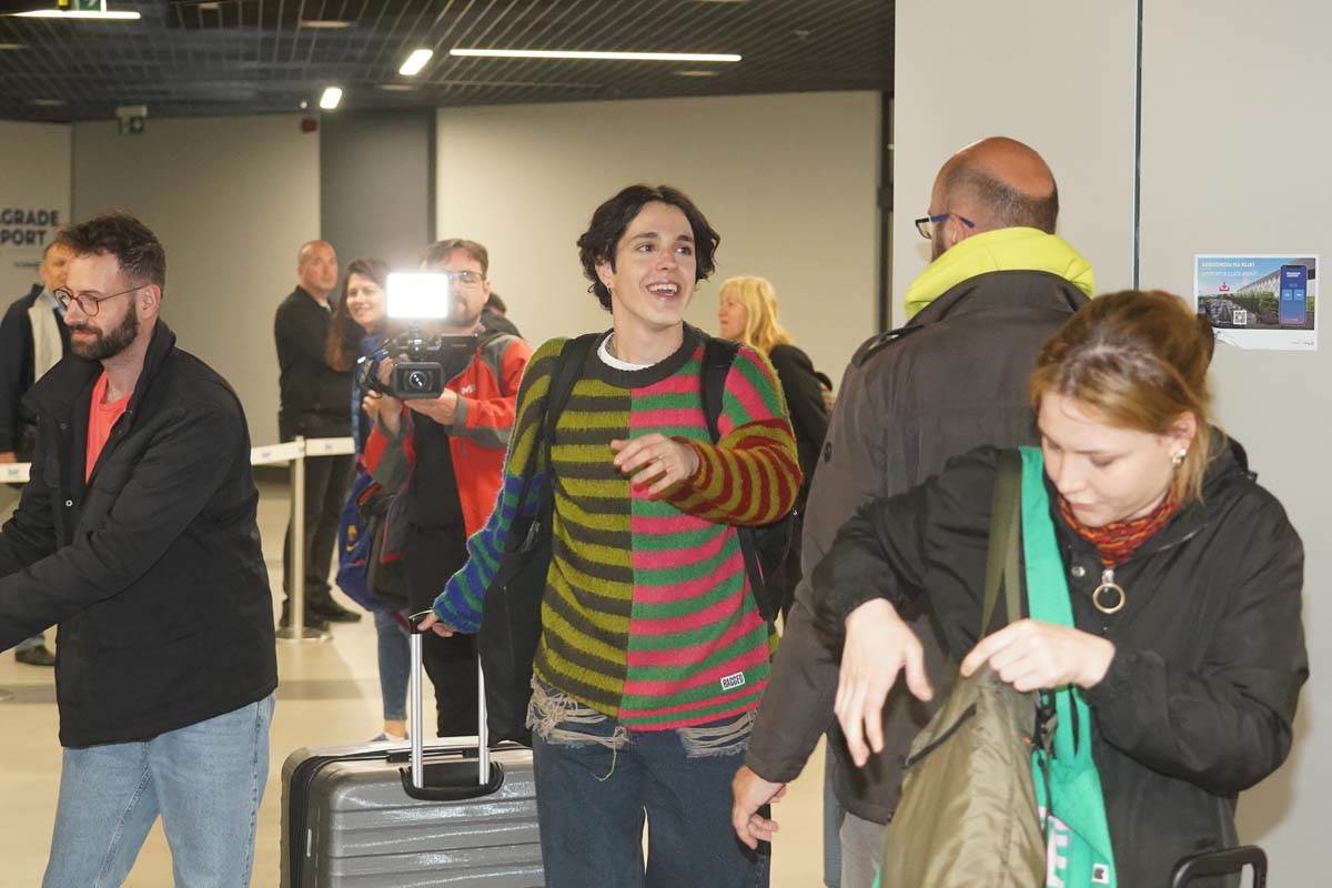 Luke Black luka (7).jpg