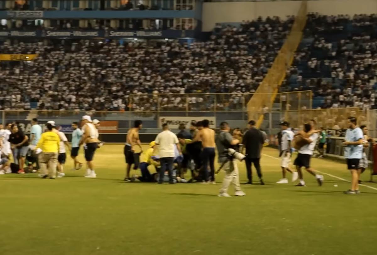 Tragedija fudbalska utakmica (7).png