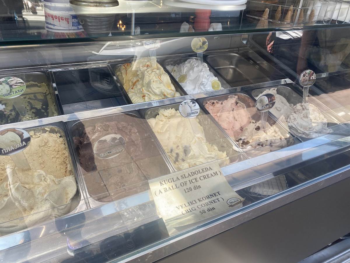 Sladoled i kolači (4).jpg