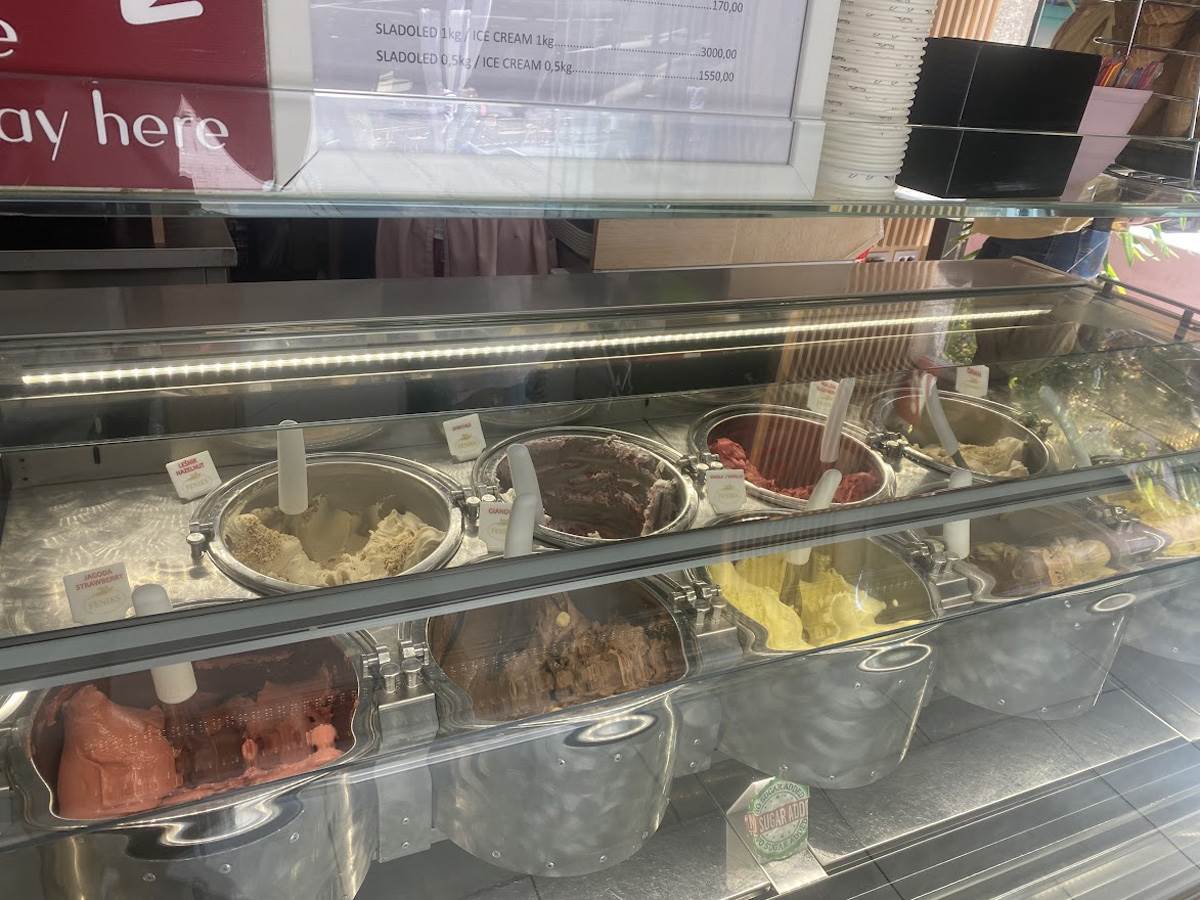 Sladoled i kolači (8).jpg