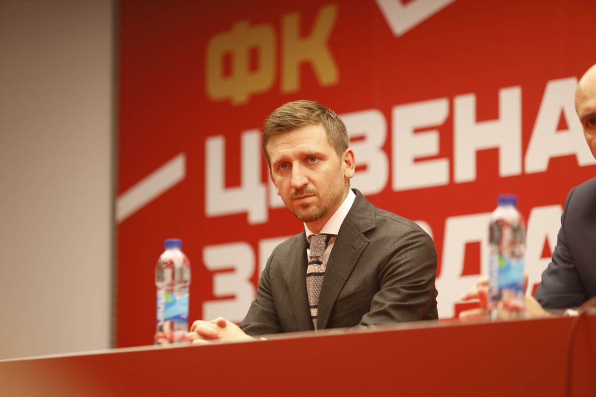 Promocija novog trenera zvezde (19).jpg