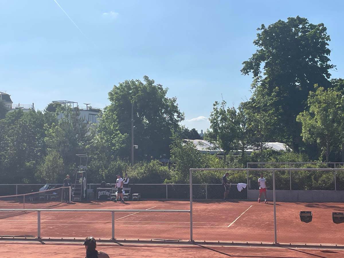 Novak Đoković trenirao pred meč na najdaljem terenu na Rolan Garosu