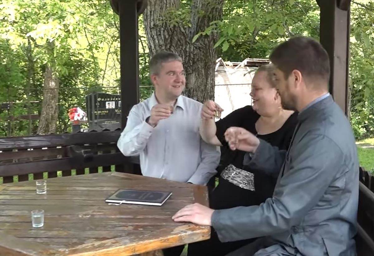 Jennifer i Jonathan postali Dragana i Jovan (2).jpg