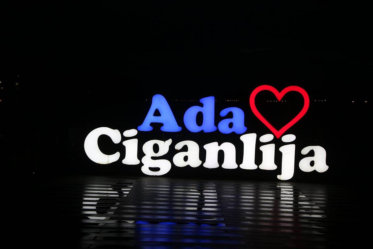 Utopljeni srednjoskolci na Adi (3).jpg