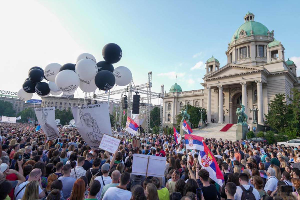 Protest Srbija protiv nasilja petak 9 jun