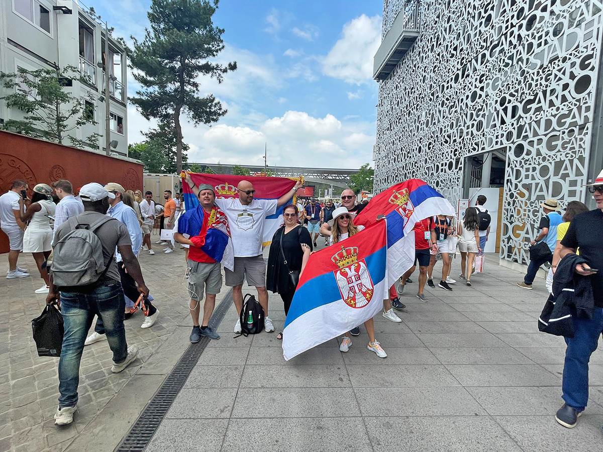 Navijači na Rolan Garosu (5).jpg