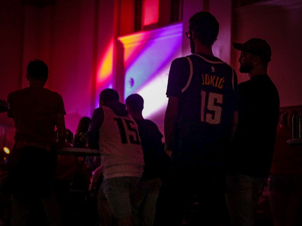 sombor gledanje finala nba 10.jpg