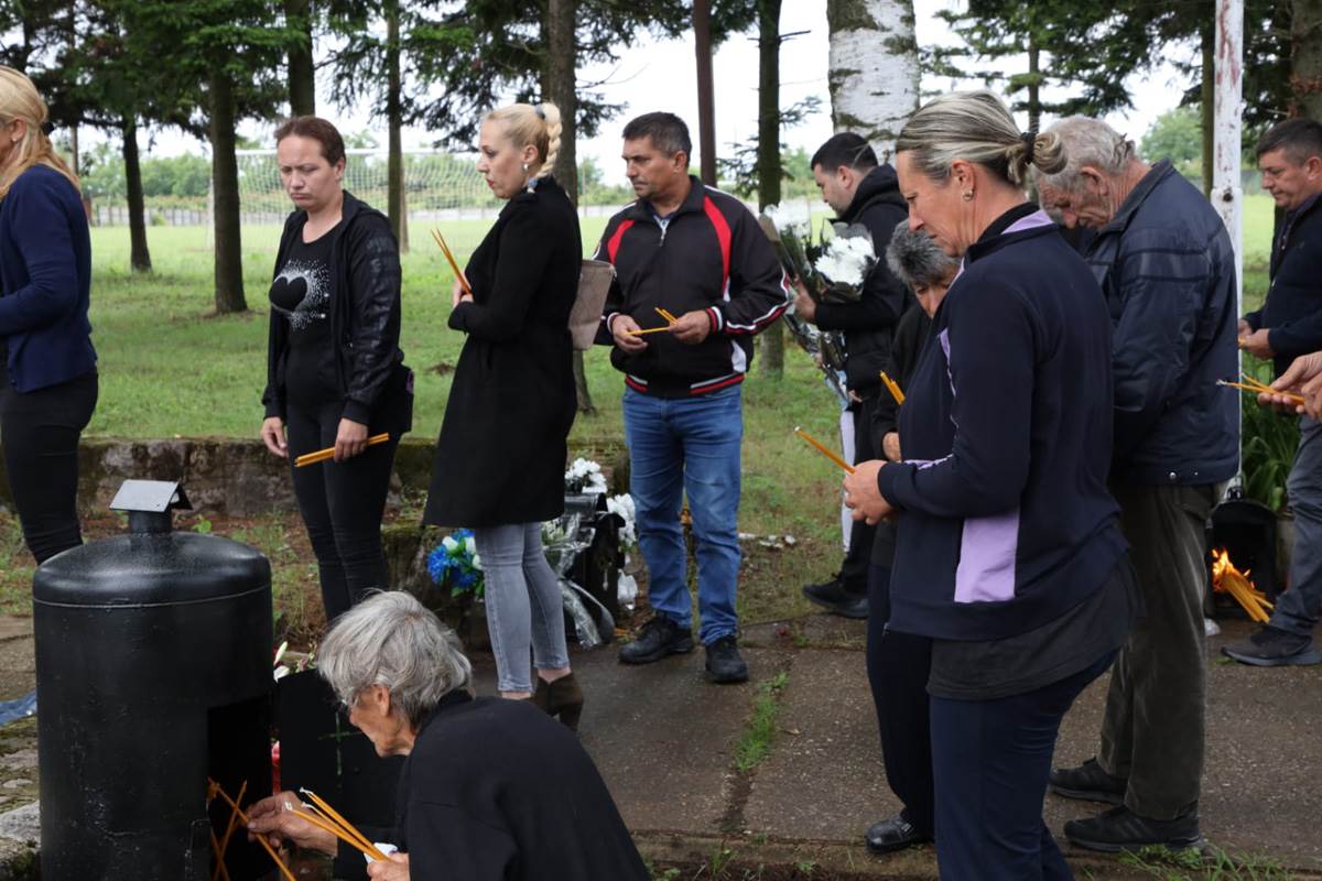 Pomen Stradalima u Malom Orašju  (10).jpg