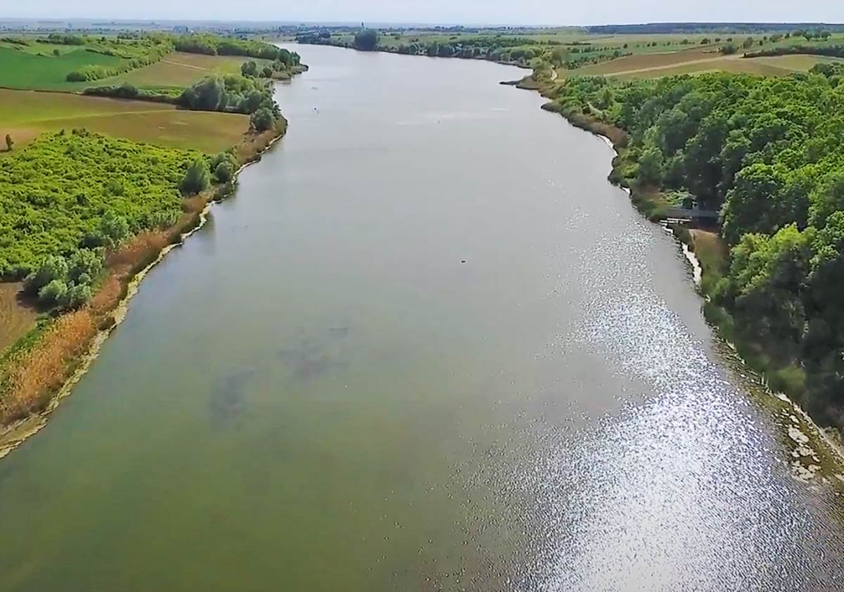 Jezero Moharač (15).png