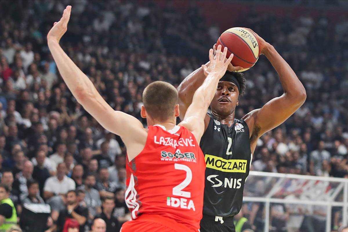 Partizan Zvezda meč 2 (8).JPG