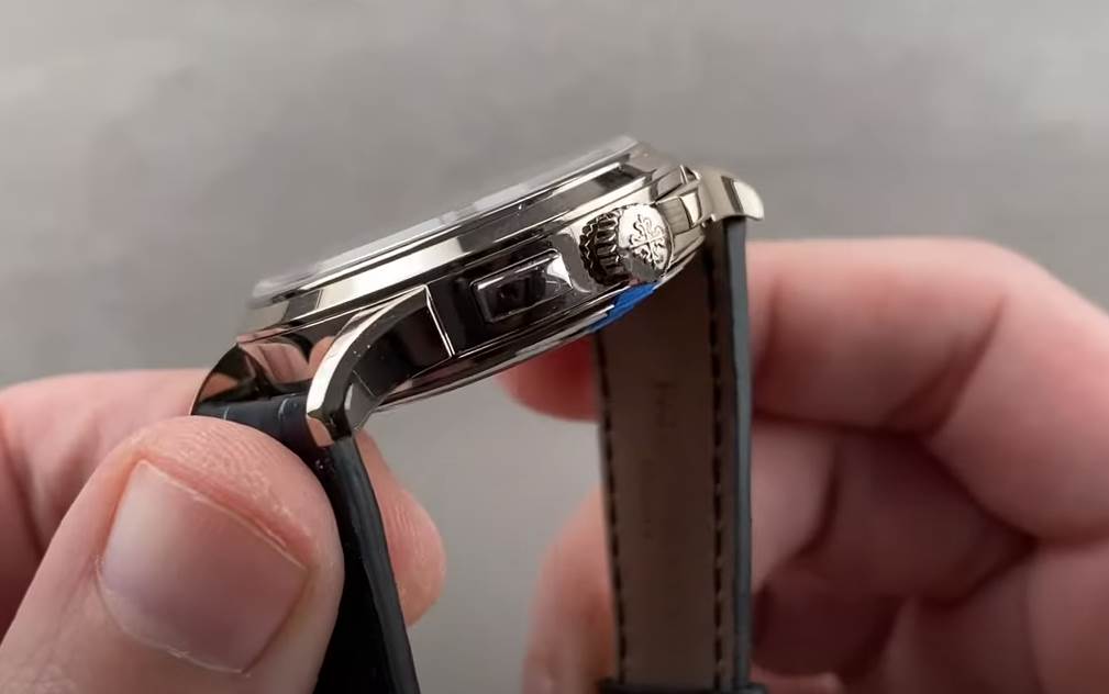 Patek Philippe 5930G-010 (2).png