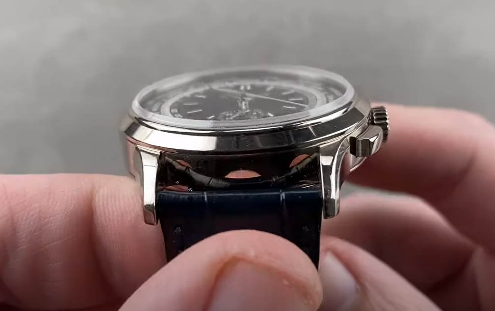 Patek Philippe 5930G-010 (3).png