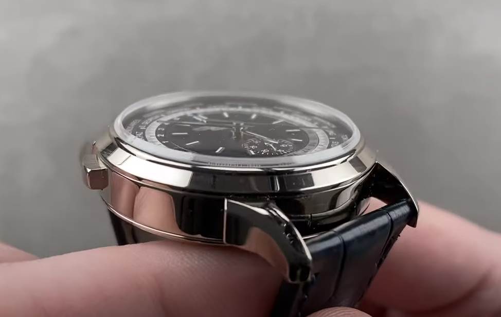 Patek Philippe 5930G-010 (4).png