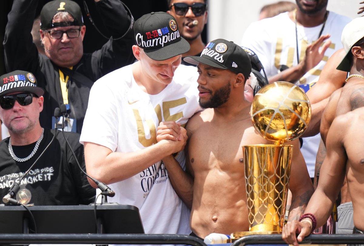 Nikola Jokić i Brus Braun slave šampionsku titulu Denvera