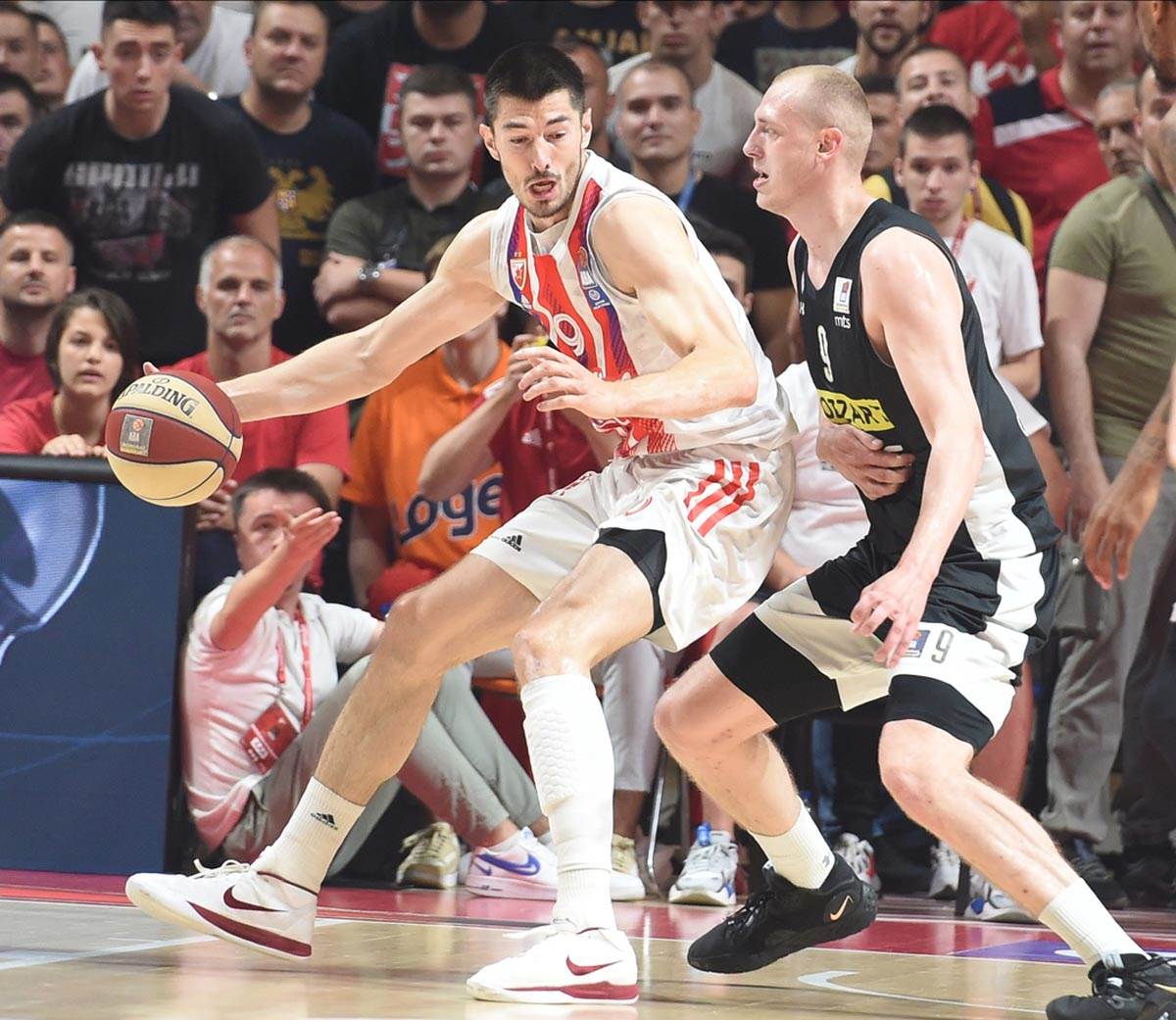 CRVENA_ZVEZDA_vs_PARTIZAN_39.jpg
