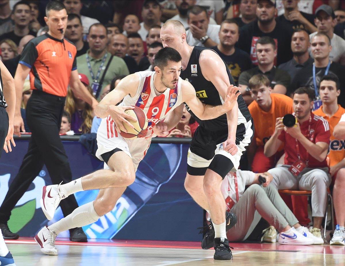 CRVENA_ZVEZDA_vs_PARTIZAN_38.jpg