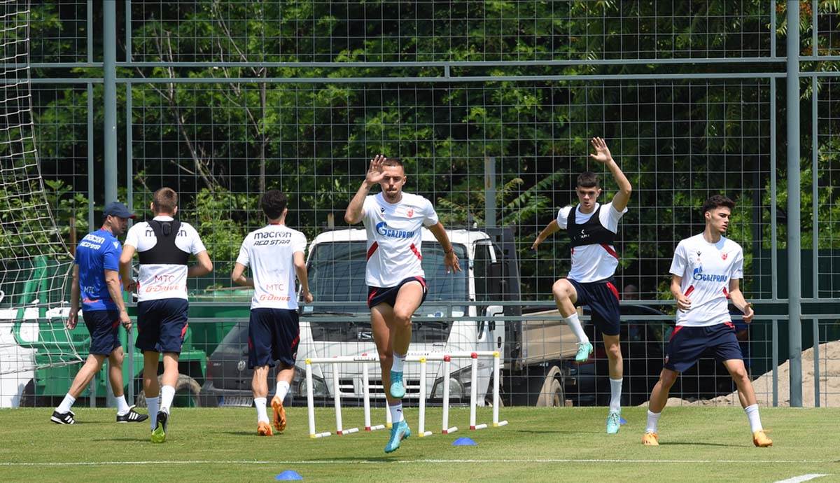 Trening Crvena Zvezda (7).jpg