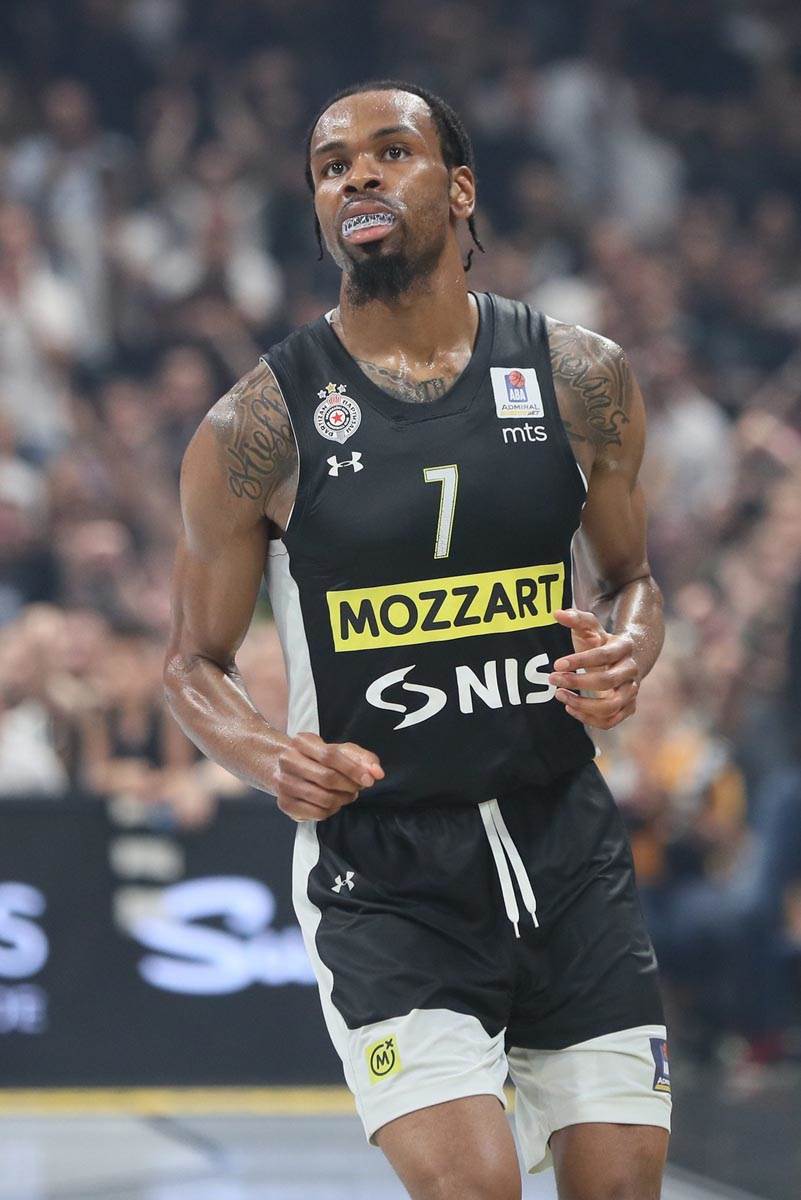 Crvena zvezda košarka igrači ko ide ko ostaje